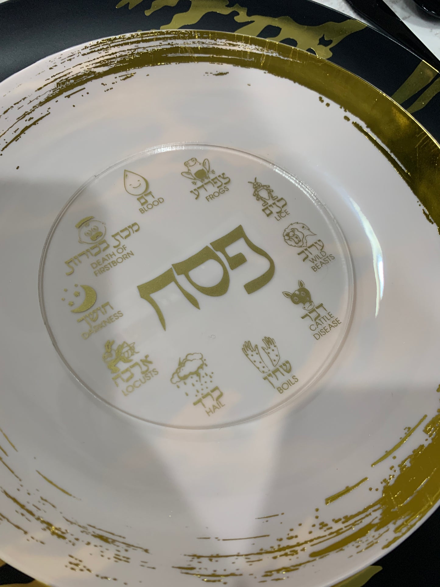 Acrylic Pesach Coasters: Gold Clear